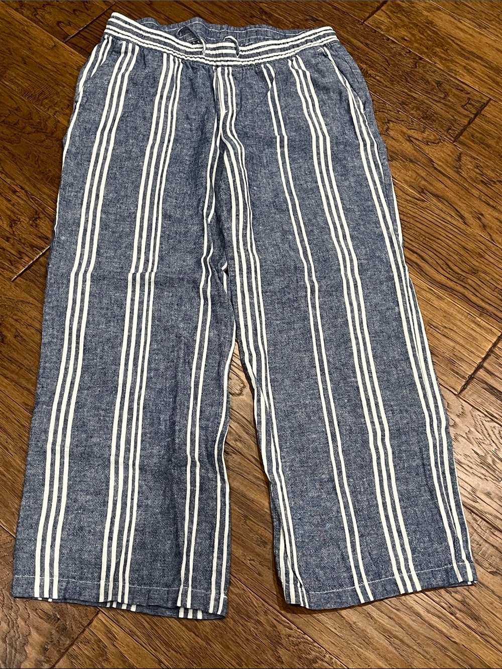 Old Navy Blue and White Striped Wide Leg Pants